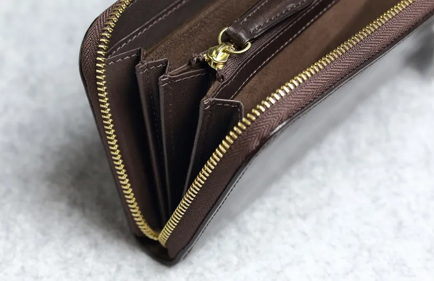 長財布 日本製 メンズ 内装革の仕様