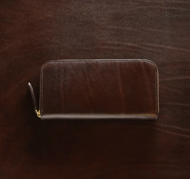 Alt81ラウンドファスナー長財布ダークブラウンのトップ写真